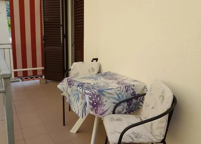 And Vinko Matic Appartement Rab Town