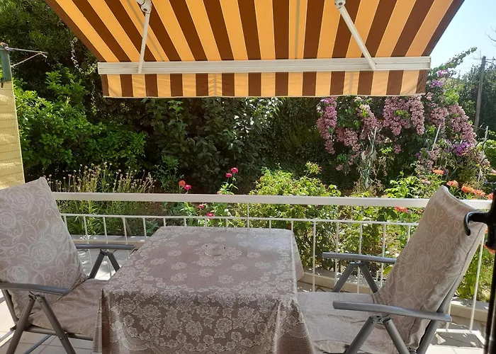 And Vinko Matic Appartement Rab Town