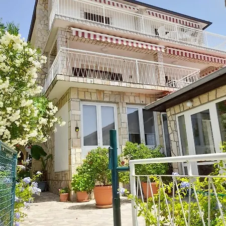 And Studios Vinko Apartment *