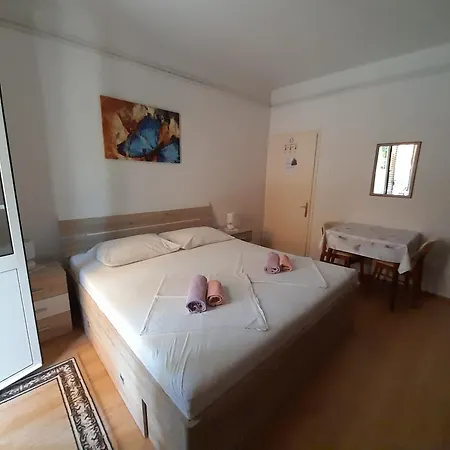 And Studios Vinko Apartment