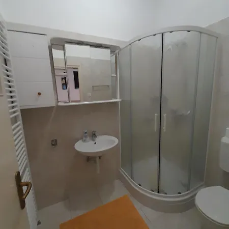 Apartamento And Vinko Matic Rab Town