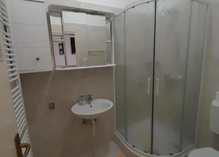 Apartman And Vinko Matic Rab Town